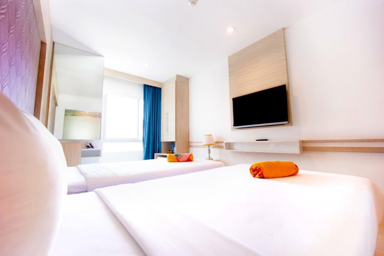 Mirage Express Patong Phuket Hotel Exteriér fotografie